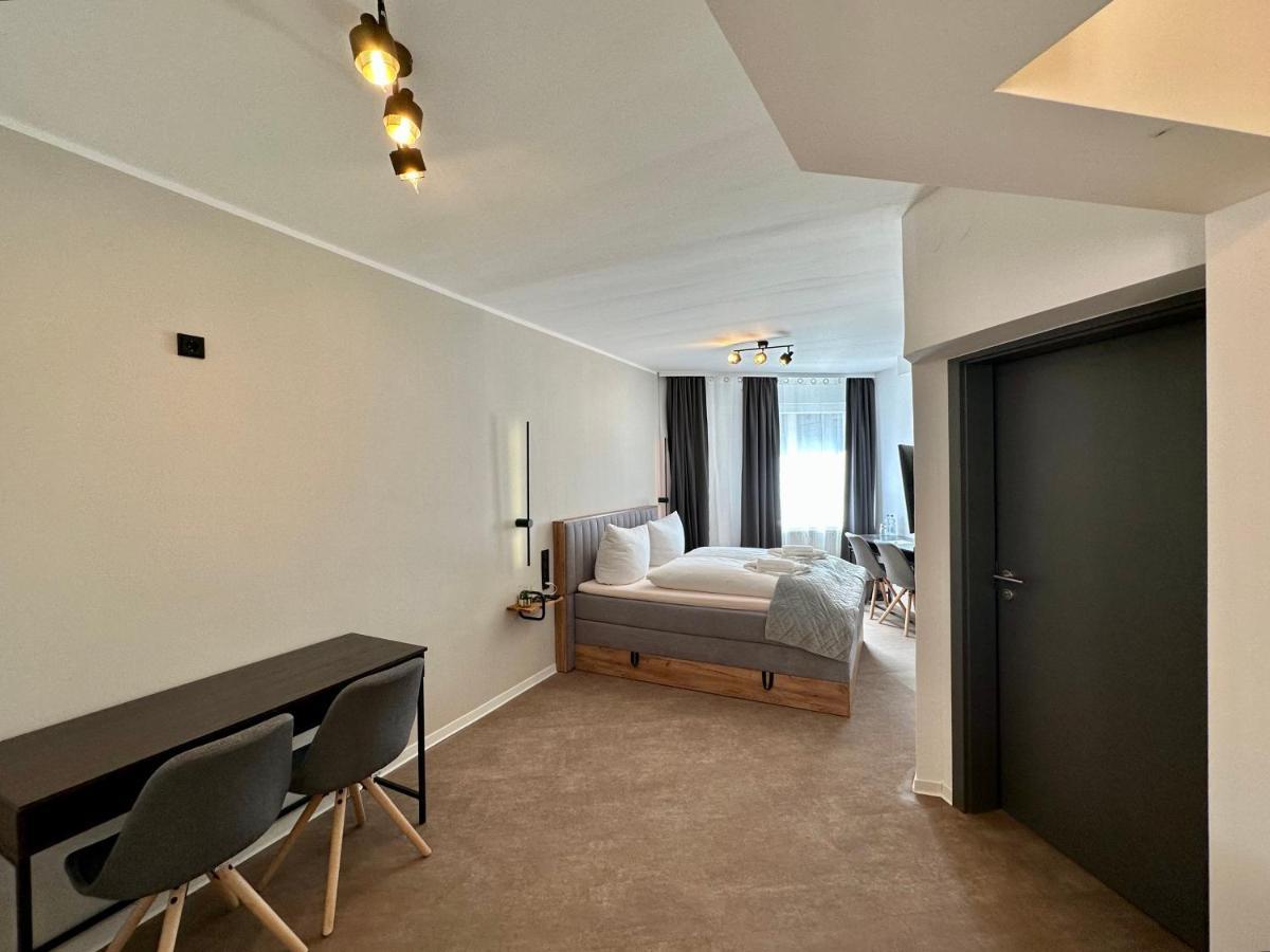 Emilia Hotel