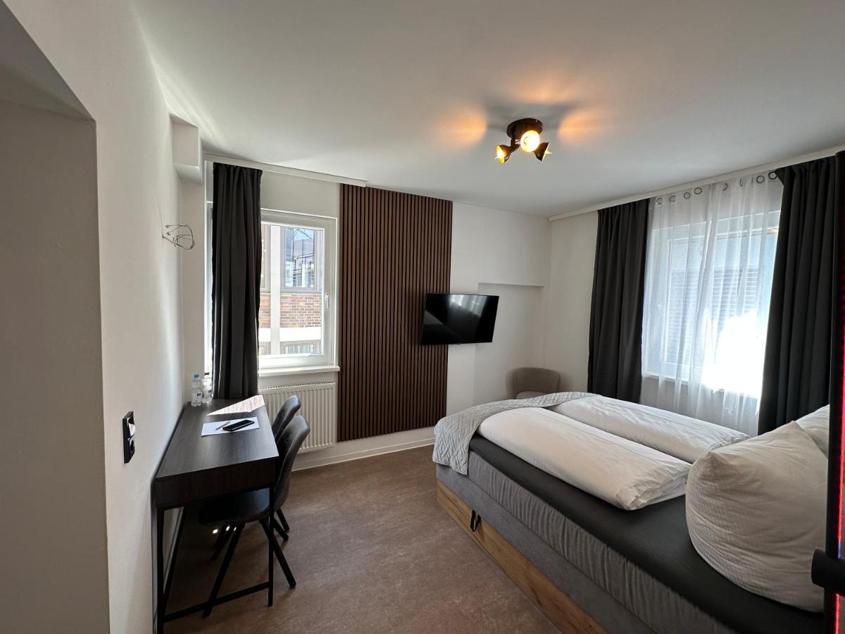 Emilia Hotel